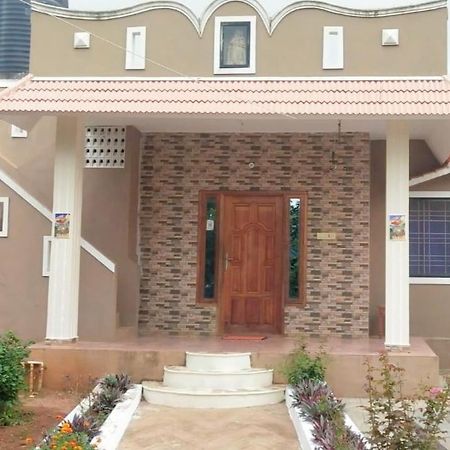 Yelagiri Golden Villa Exterior foto