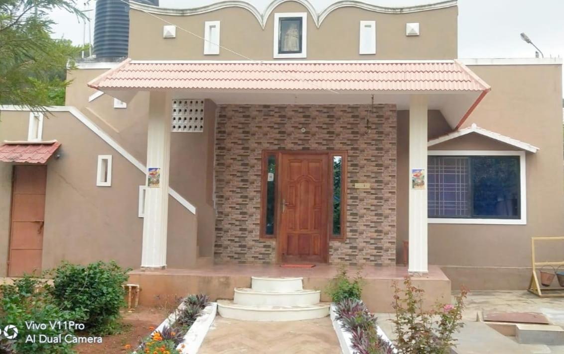 Yelagiri Golden Villa Exterior foto